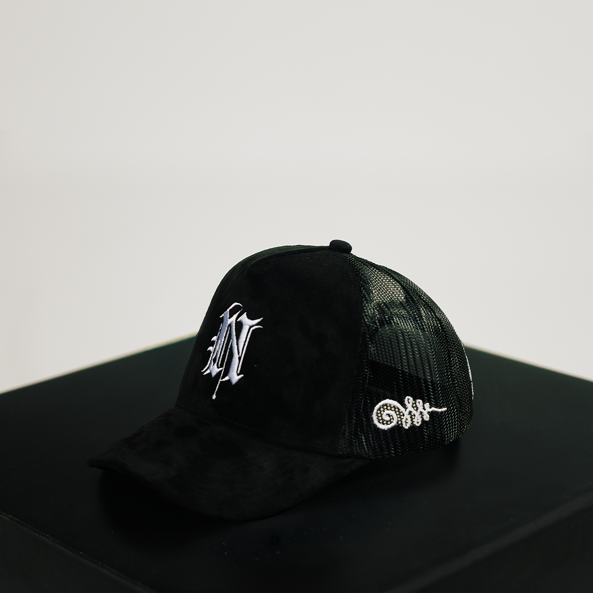 Old English Suede Trucker