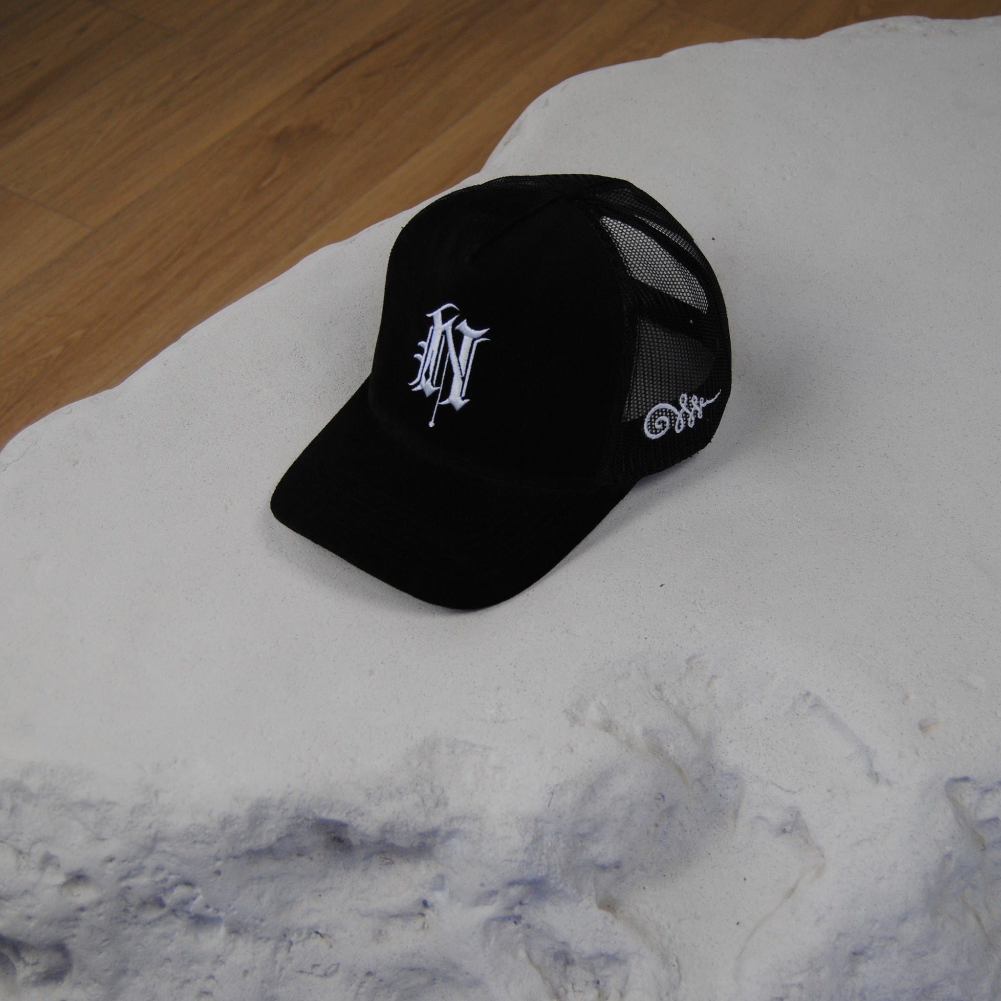Suede Trucker- Black/Grey